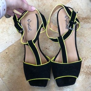 Qupid Black and Neon Green Heeled Shoes